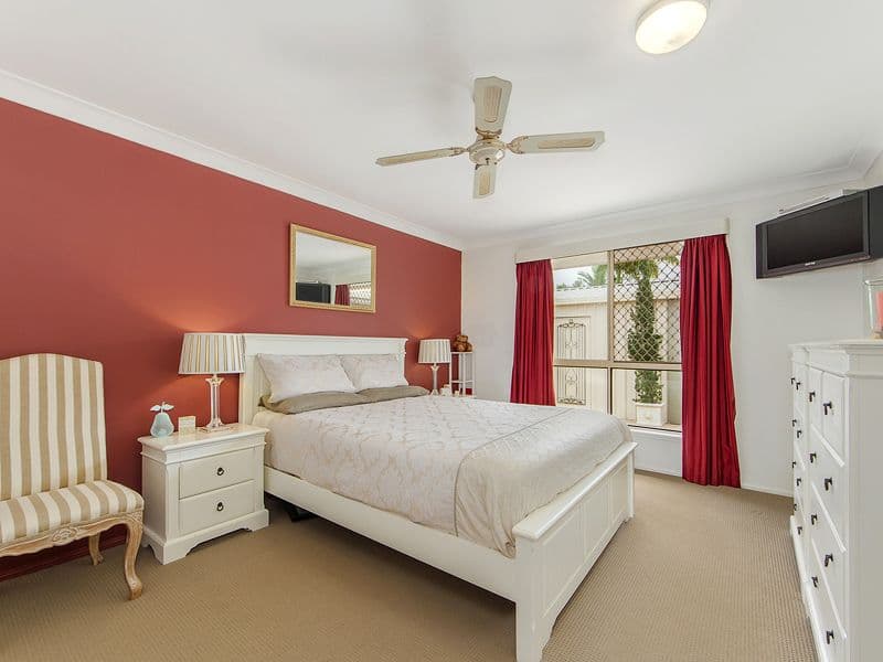 33 Manakin Avenue, Burleigh Waters QLD 4220, Burleigh Waters - Thumbnail 8