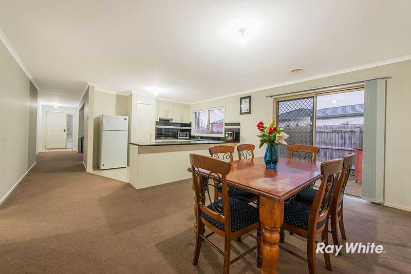 59 Taplan Crescent, Cranbourne West VIC 3977, Cranbourne West - Thumbnail 4