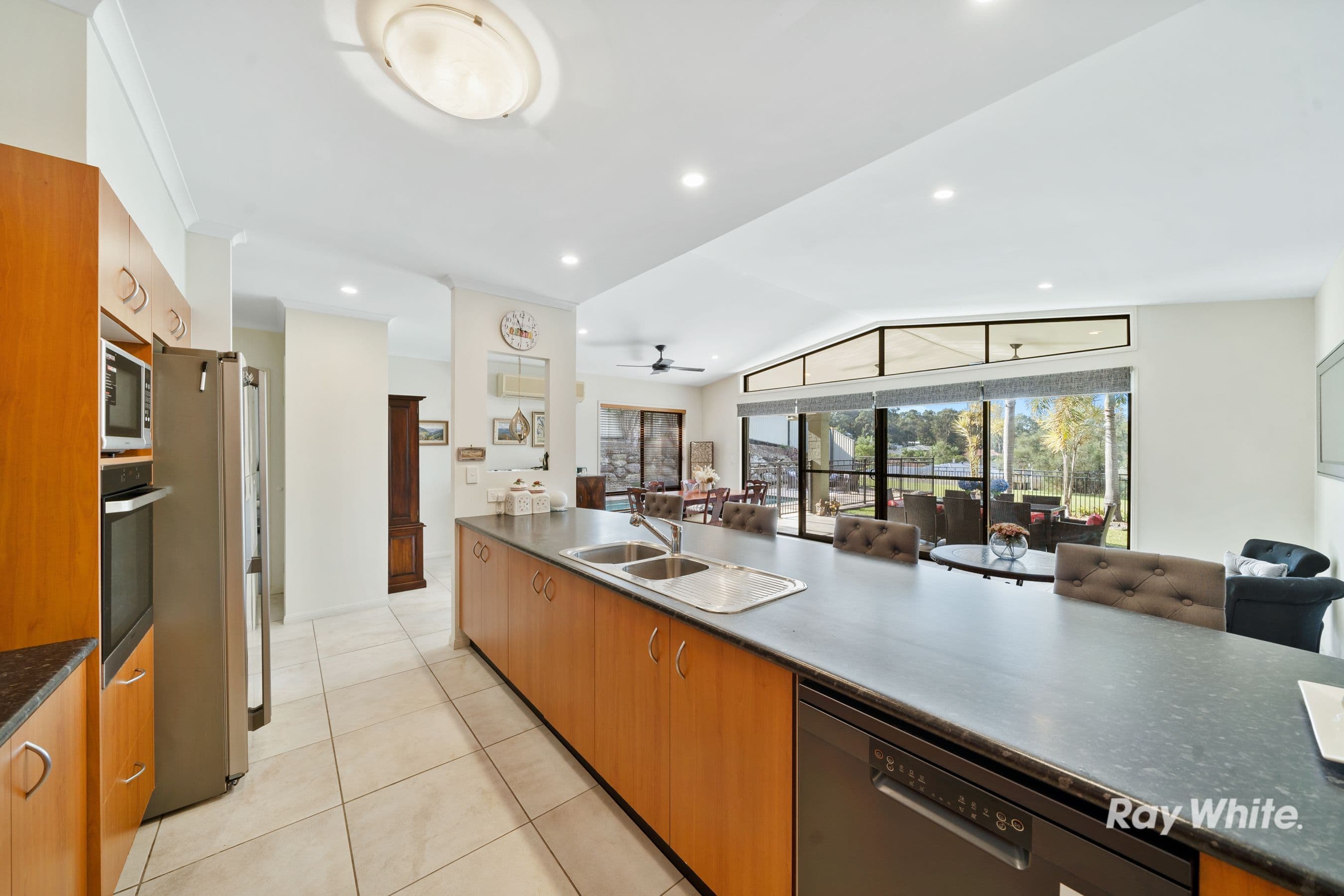 23 Langfield Crescent, Ormeau Hills QLD 4208, Ormeau Hills - Thumbnail 4