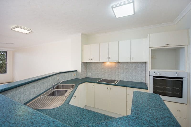 57 Vasey Esplanade, Trinity Beach QLD 4879, Trinity Beach - Thumbnail 4