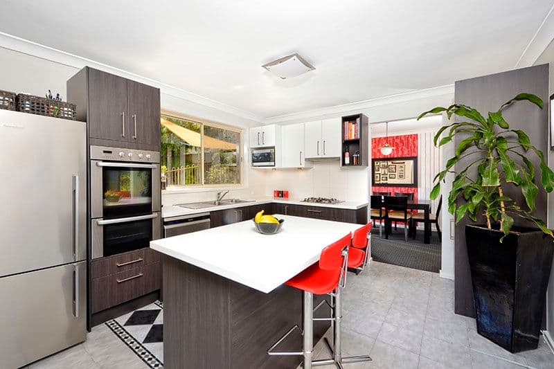 8 Moonah Road, ALFORDS POINT NSW 2234, Alfords Point - Thumbnail 4