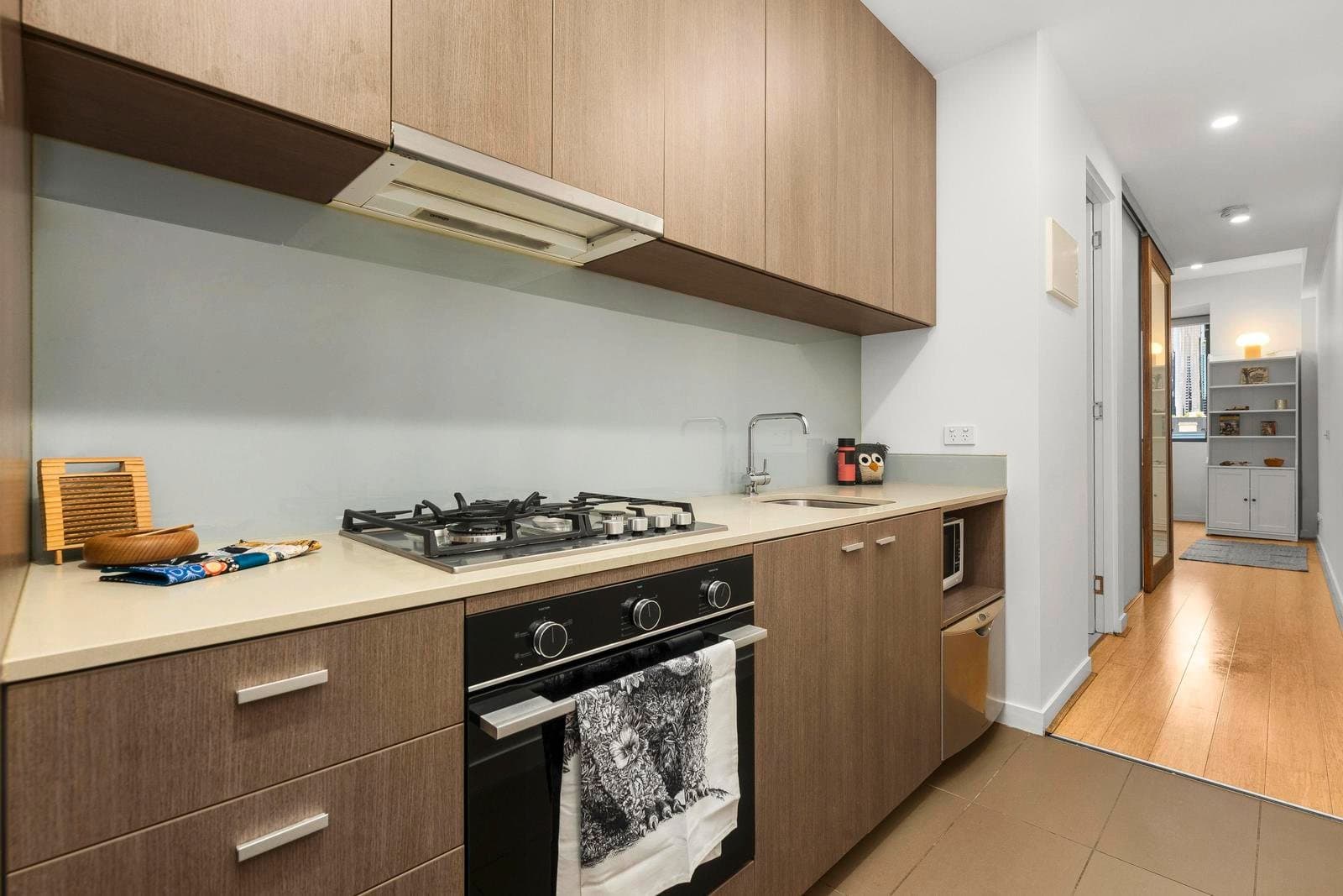 1/352 Victoria Street, North Melbourne VIC 3051, North Melbourne - Thumbnail 3