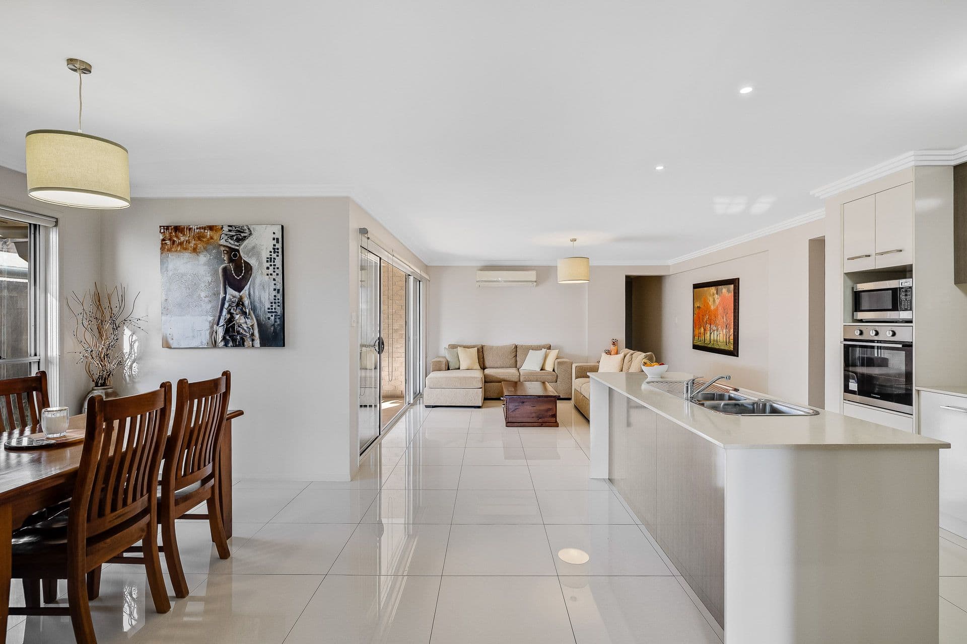 4 Vinnicombe Street, Kearneys Spring QLD 4350, Kearneys Spring - Thumbnail 3