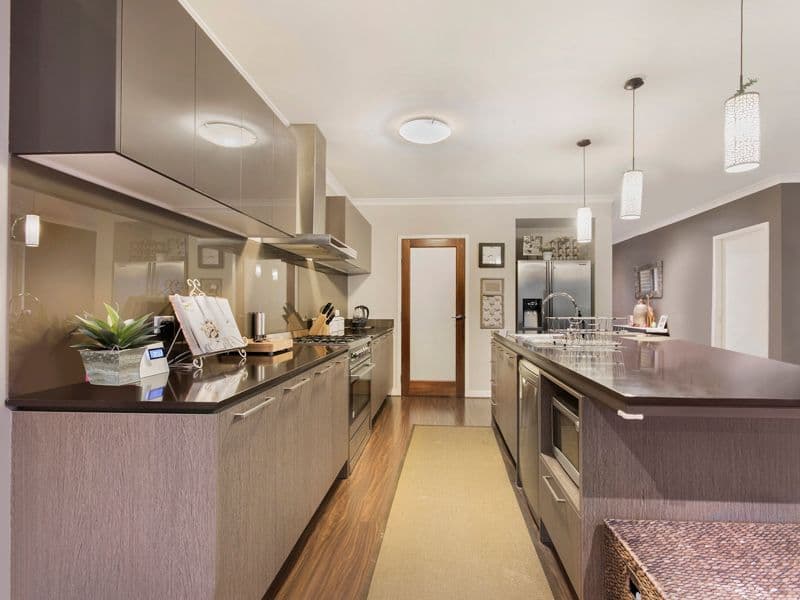 49 Saltbush Crescent, Brookfield VIC 3338, Brookfield - Thumbnail 3