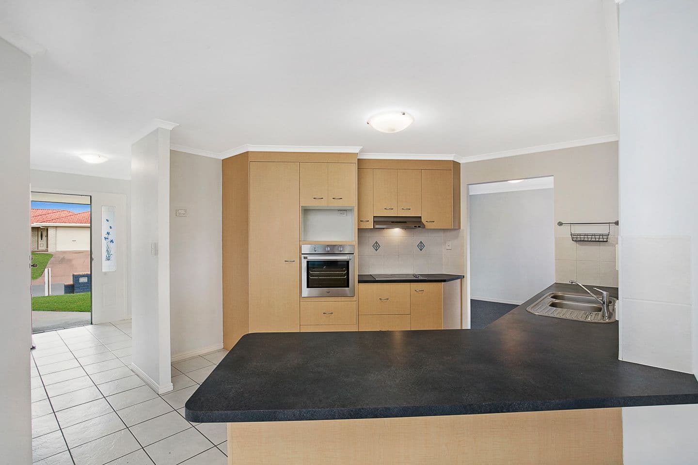 1 Gwen Court, Urraween QLD 4655, Urraween - Thumbnail 7