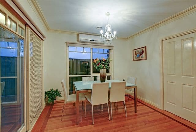 23 Boldrewood Parade, RESERVOIR VIC 3073, Reservoir - Thumbnail 4