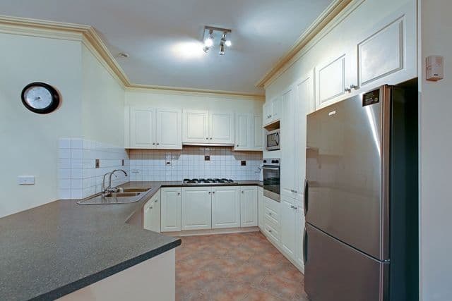 23 Boldrewood Parade, RESERVOIR VIC 3073, Reservoir - Thumbnail 5