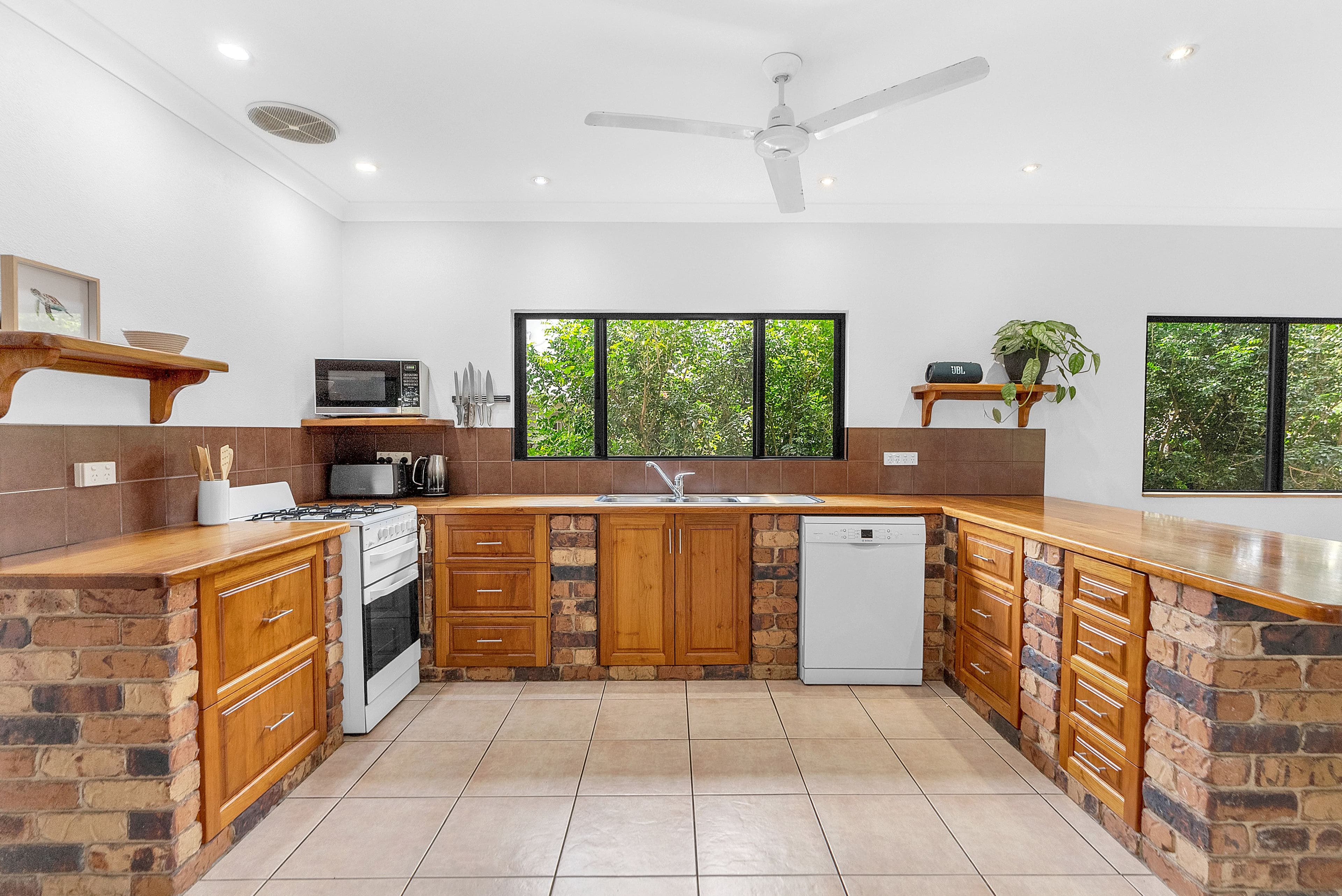 25 Allamanda Street, Cooya Beach QLD 4873, Cooya Beach - Thumbnail 7
