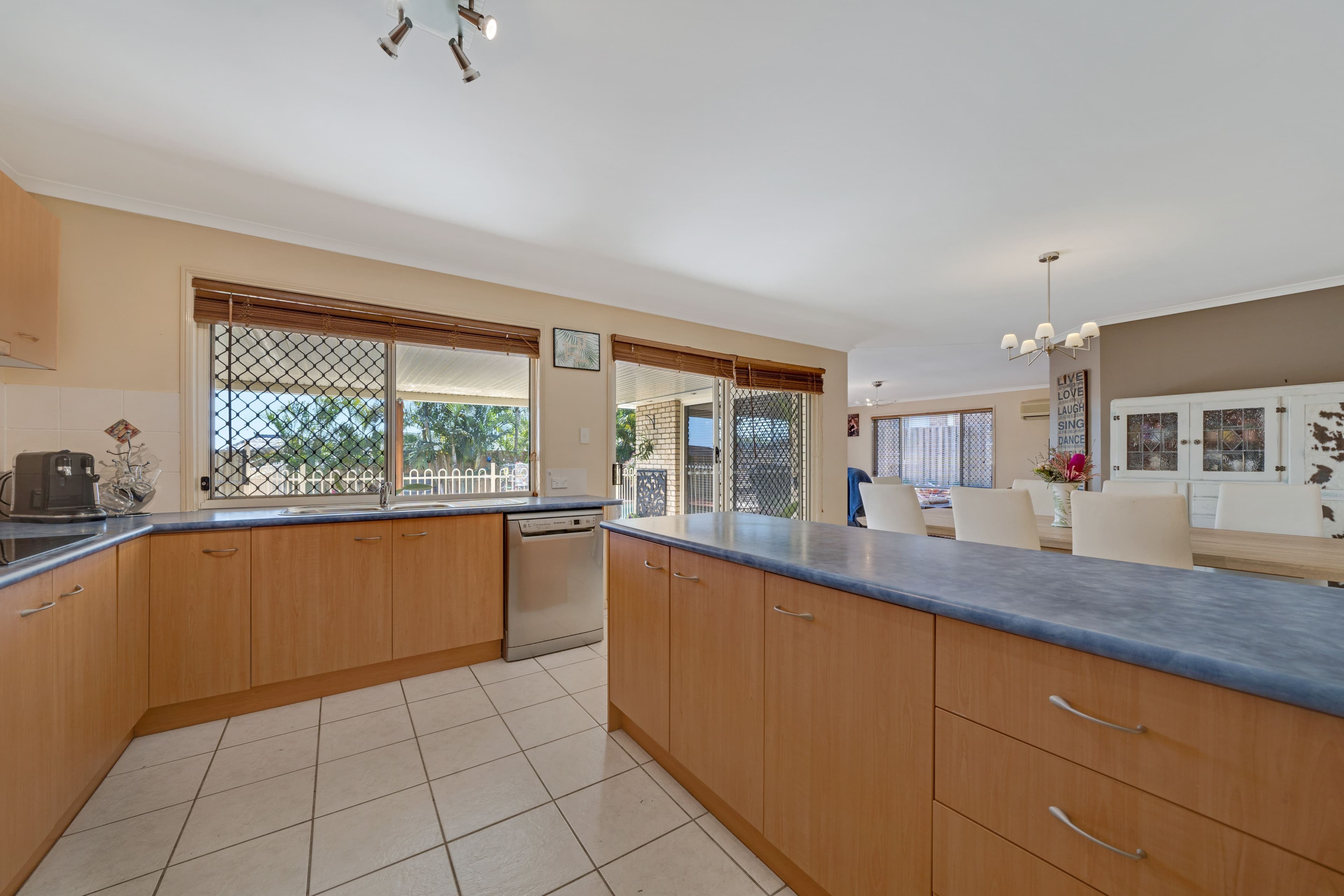 24 Ryedale Street, Heritage Park QLD 4118, Heritage Park - Thumbnail 7