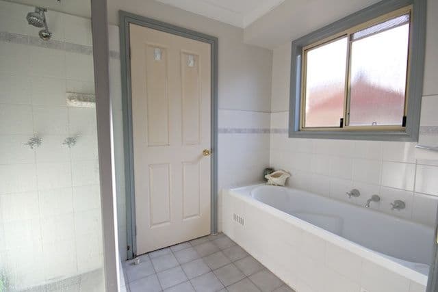 12 Sophie Place, CECIL HILLS NSW 2171, Cecil Hills - Thumbnail 7