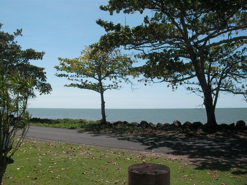 3 Esplanade, Flying Fish Point QLD 4860, Flying Fish Point - Thumbnail 2