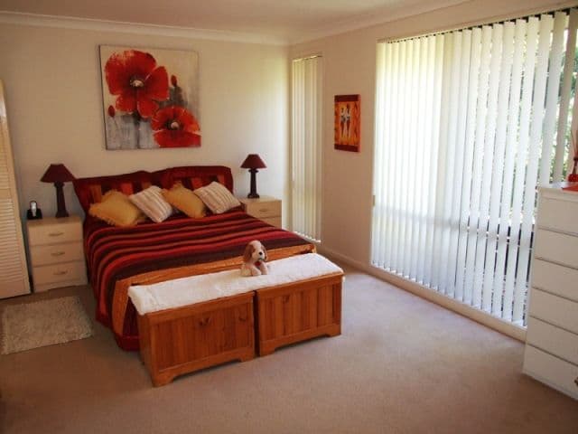 6 Kooralbyn Avenue, MOLLYMOOK BEACH NSW 2539, Mollymook Beach - Thumbnail 3