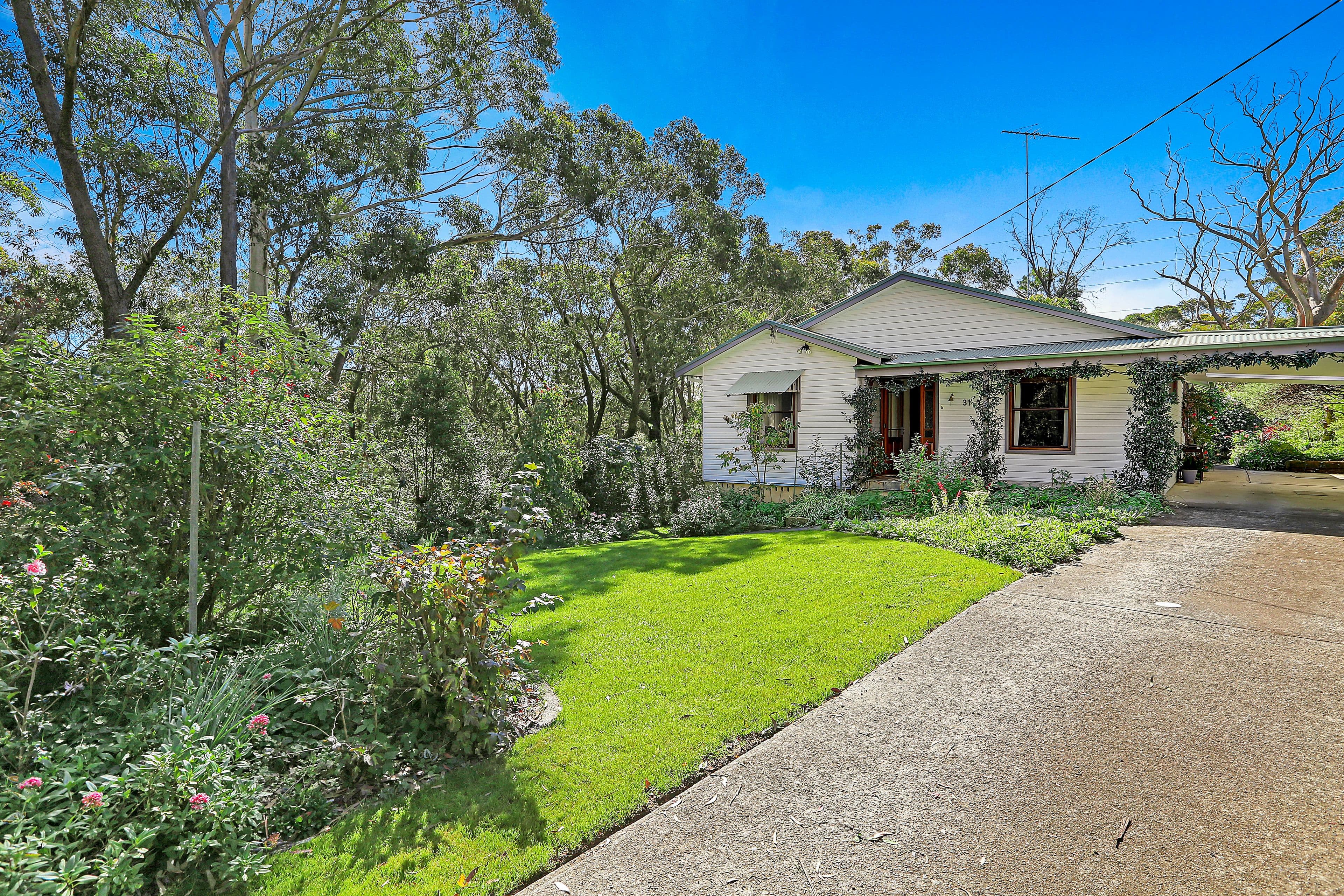 31 Mclaren Crescent, Blackheath NSW 2785, Blackheath - Image 1