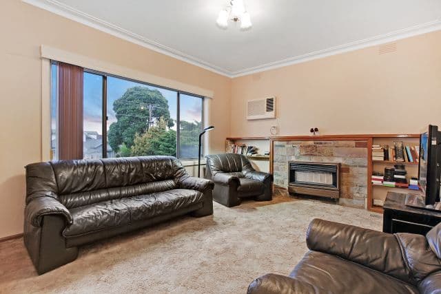 78 St Vigeons Road, RESERVOIR VIC 3073, Reservoir - Thumbnail 2
