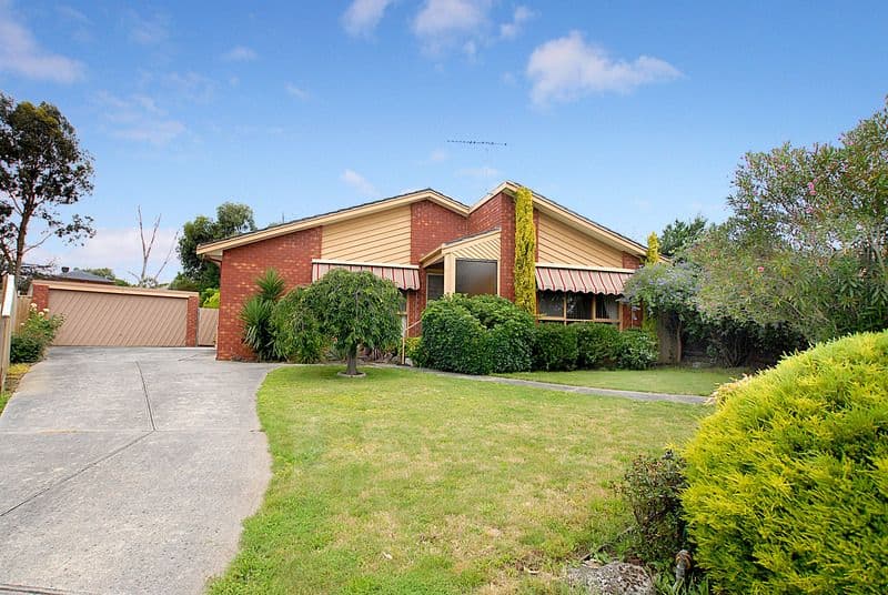10 Narambi Close, FERNTREE GULLY VIC 3156, Ferntree Gully - Image 1