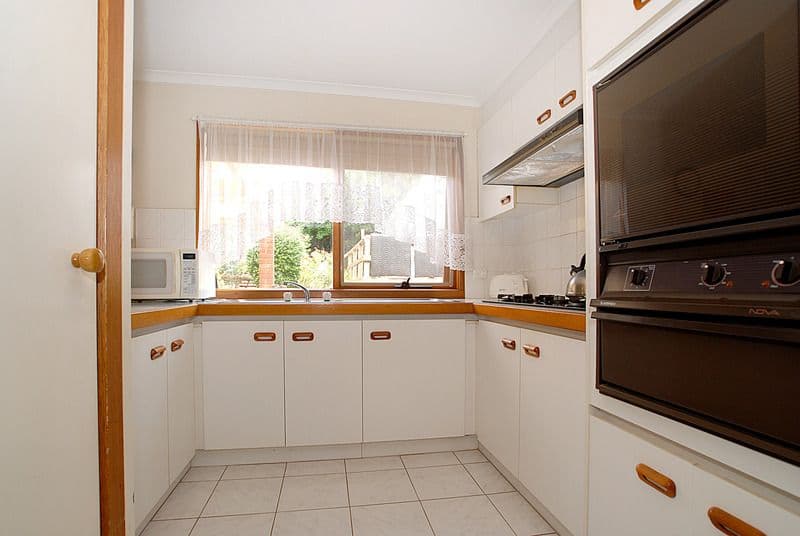 10 Narambi Close, FERNTREE GULLY VIC 3156, Ferntree Gully - Thumbnail 4