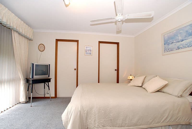 10 Narambi Close, FERNTREE GULLY VIC 3156, Ferntree Gully - Thumbnail 6