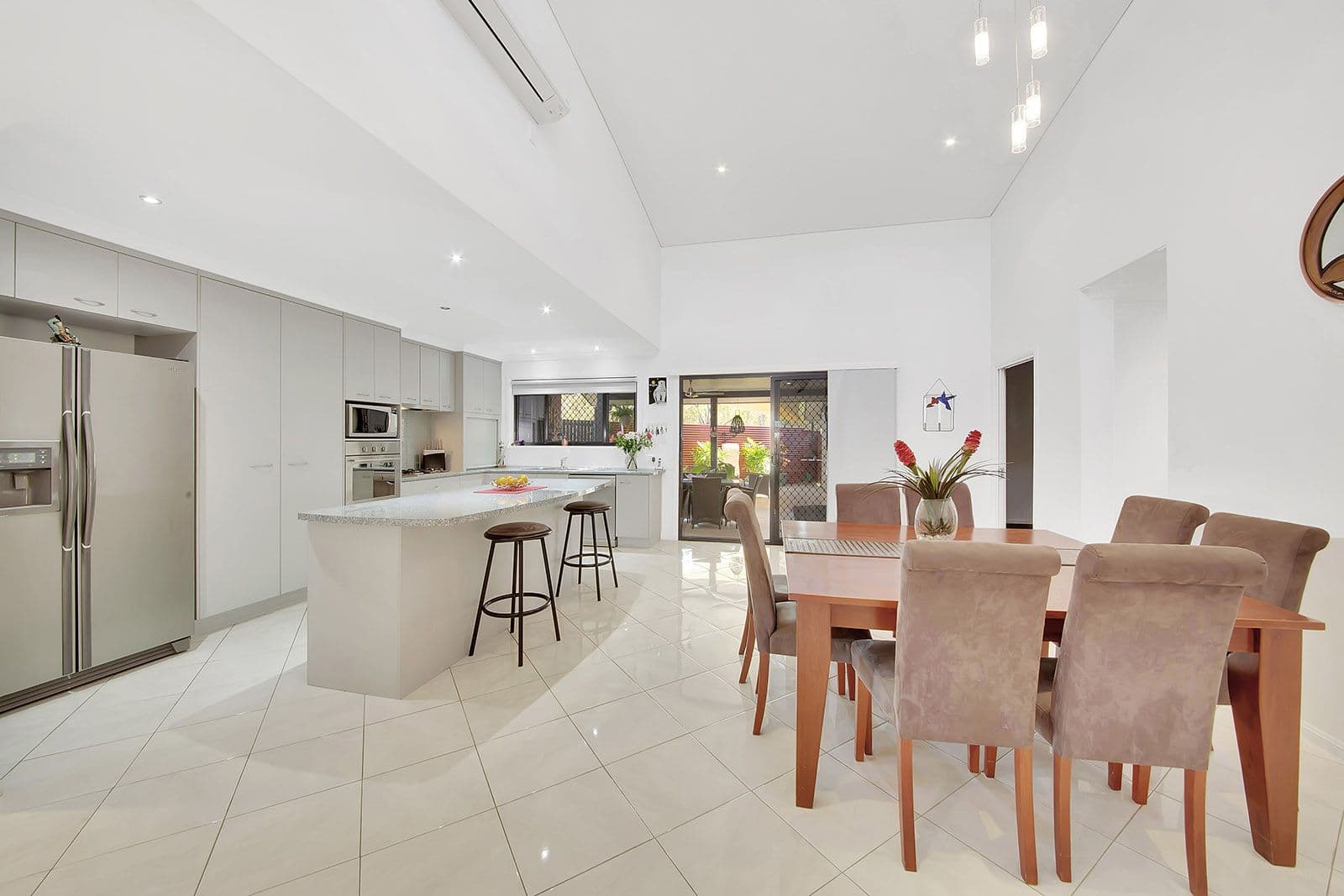 11 Driftwood Street, Tannum Sands QLD 4680, Tannum Sands - Thumbnail 3
