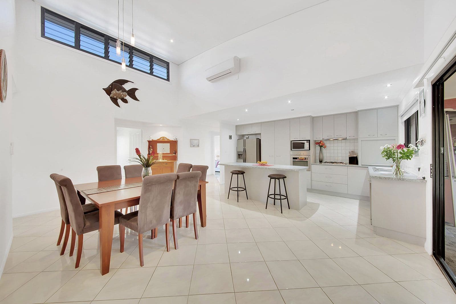 11 Driftwood Street, Tannum Sands QLD 4680, Tannum Sands - Thumbnail 4
