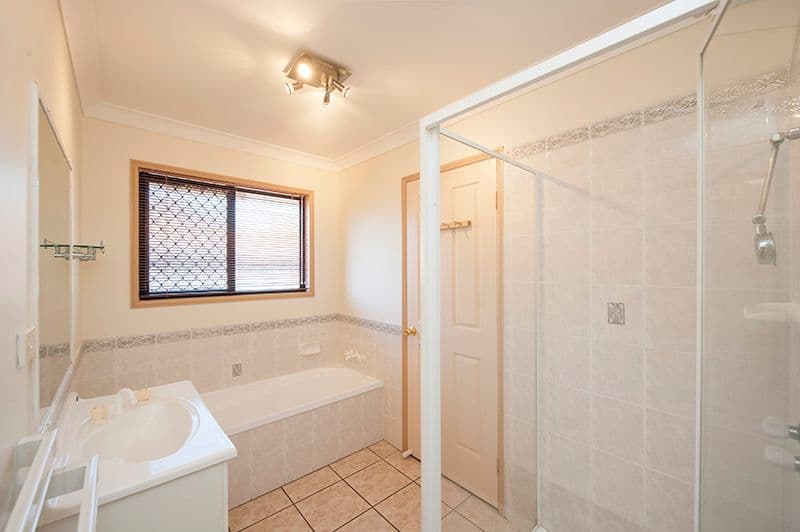 29 Ellington Street, NEW AUCKLAND QLD 4680, New Auckland - Thumbnail 4