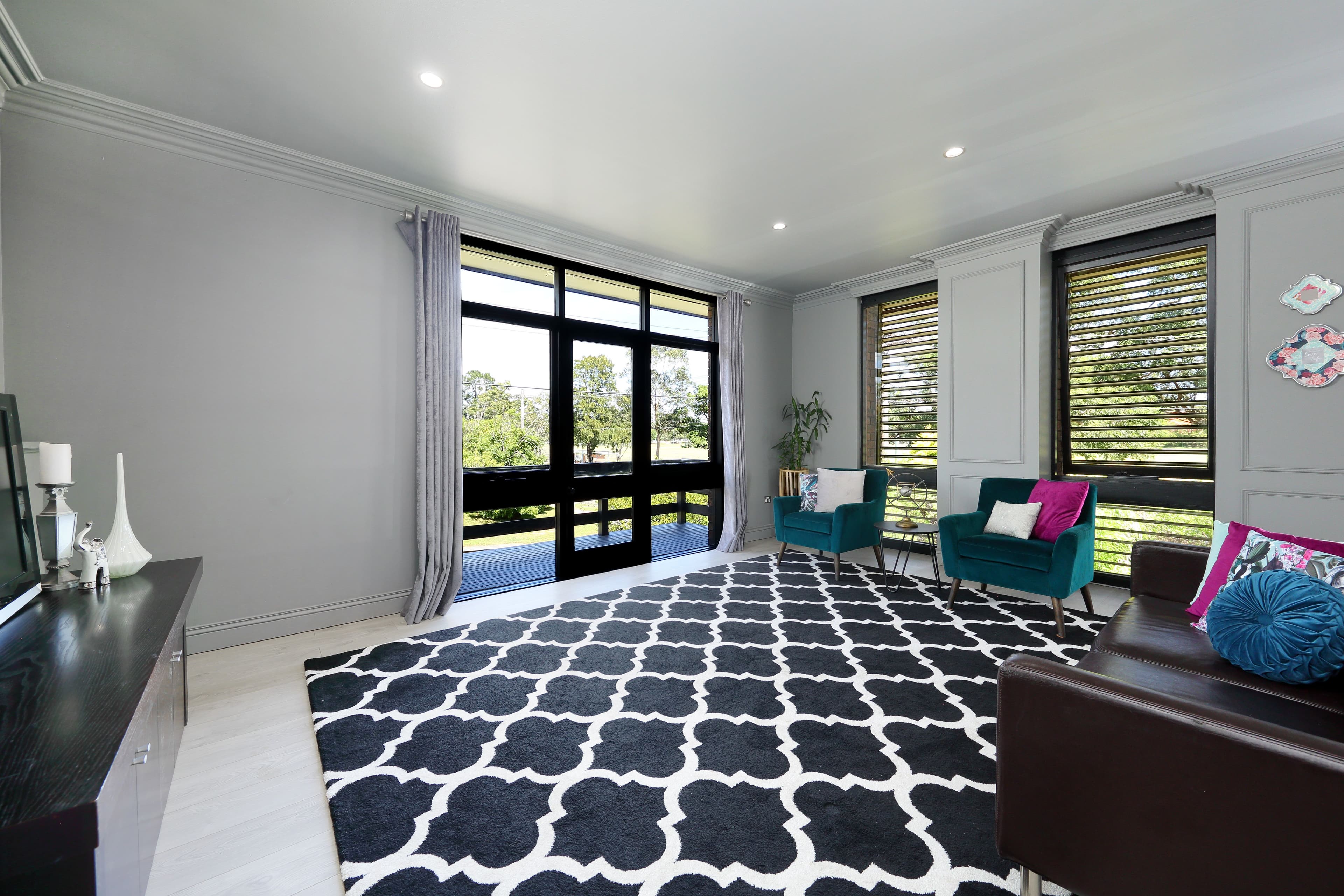 5 Pindari Road, Peakhurst Heights NSW 2210, Peakhurst Heights - Thumbnail 2