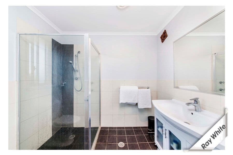 21 Kathleen Street, Queanbeyan - Thumbnail 3