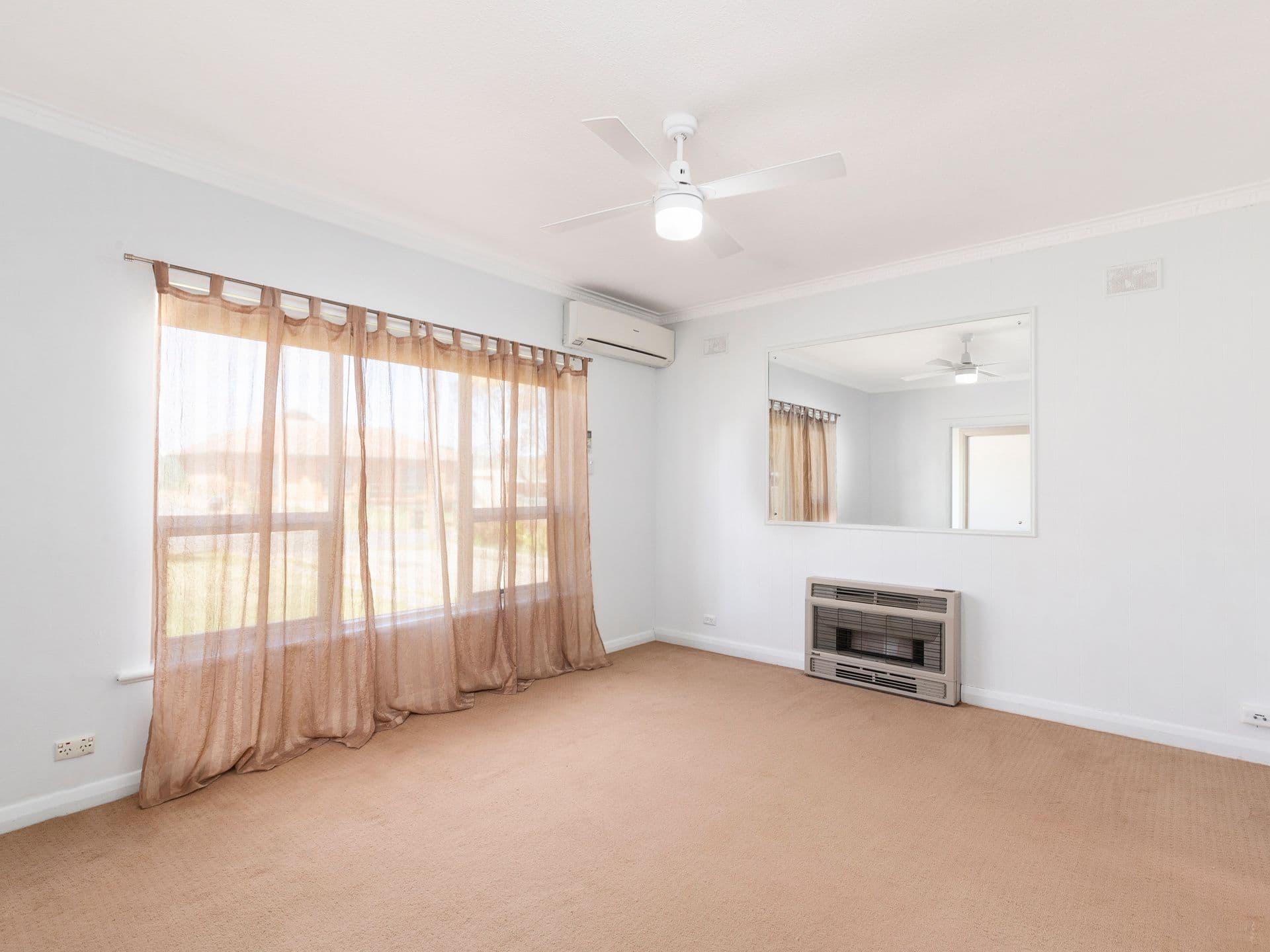 13 Roger Road, Morphett Vale SA 5162, Morphett Vale - Thumbnail 5