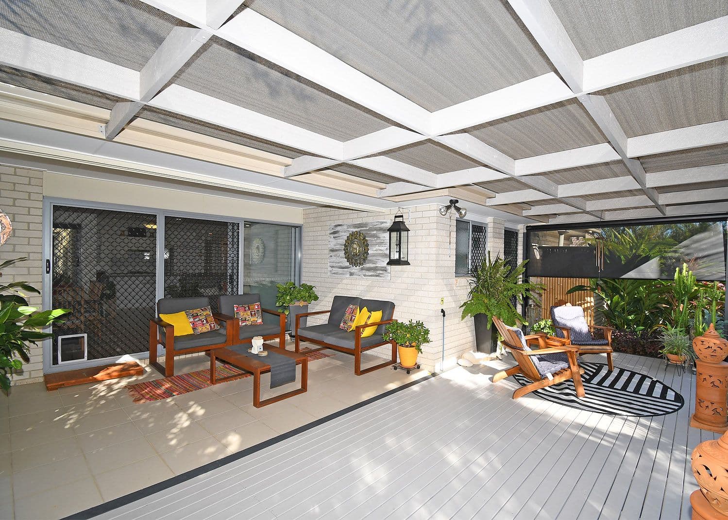 8 Wentworth Avenue, Urraween QLD 4655, Urraween - Thumbnail 2