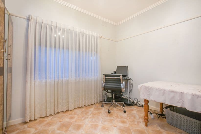 43 Allenby Avenue, Reservoir VIC 3073, Reservoir - Thumbnail 8