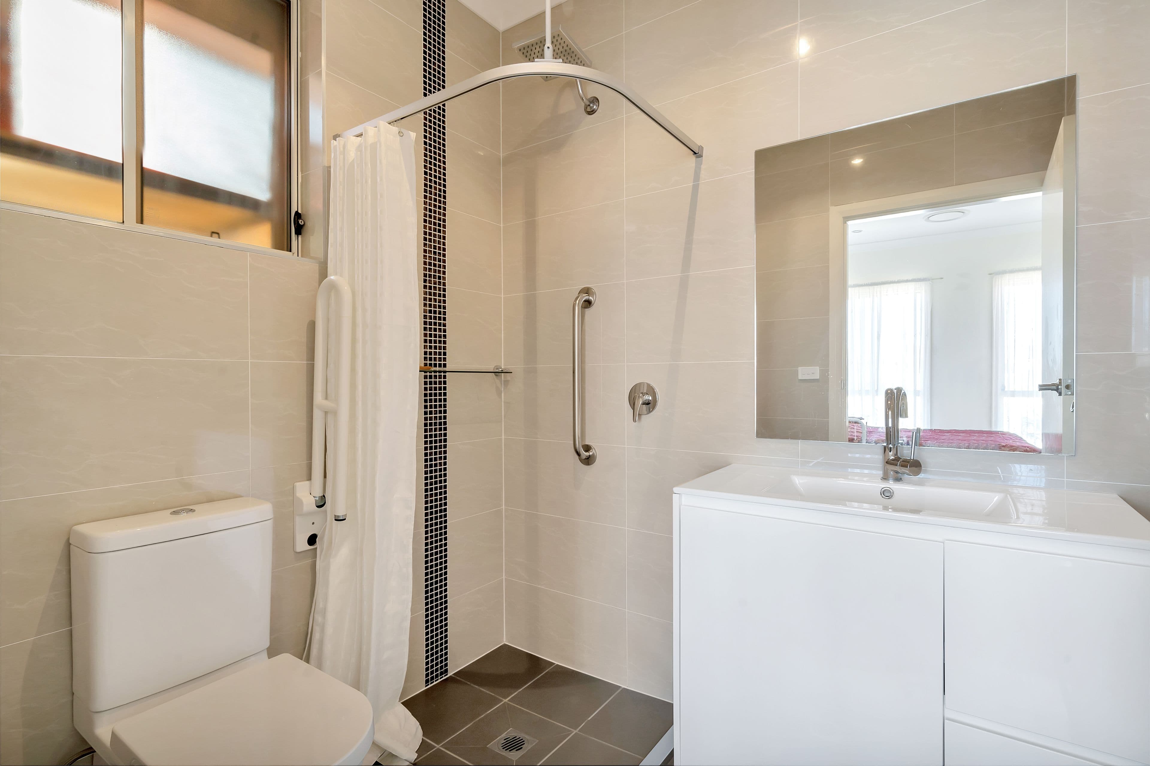 21 Leeton Road, Hinchinbrook - Thumbnail 4