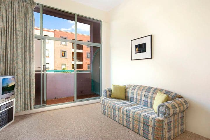 74-88  King Street, NEWTOWN NSW 2042, Newtown - Image 1