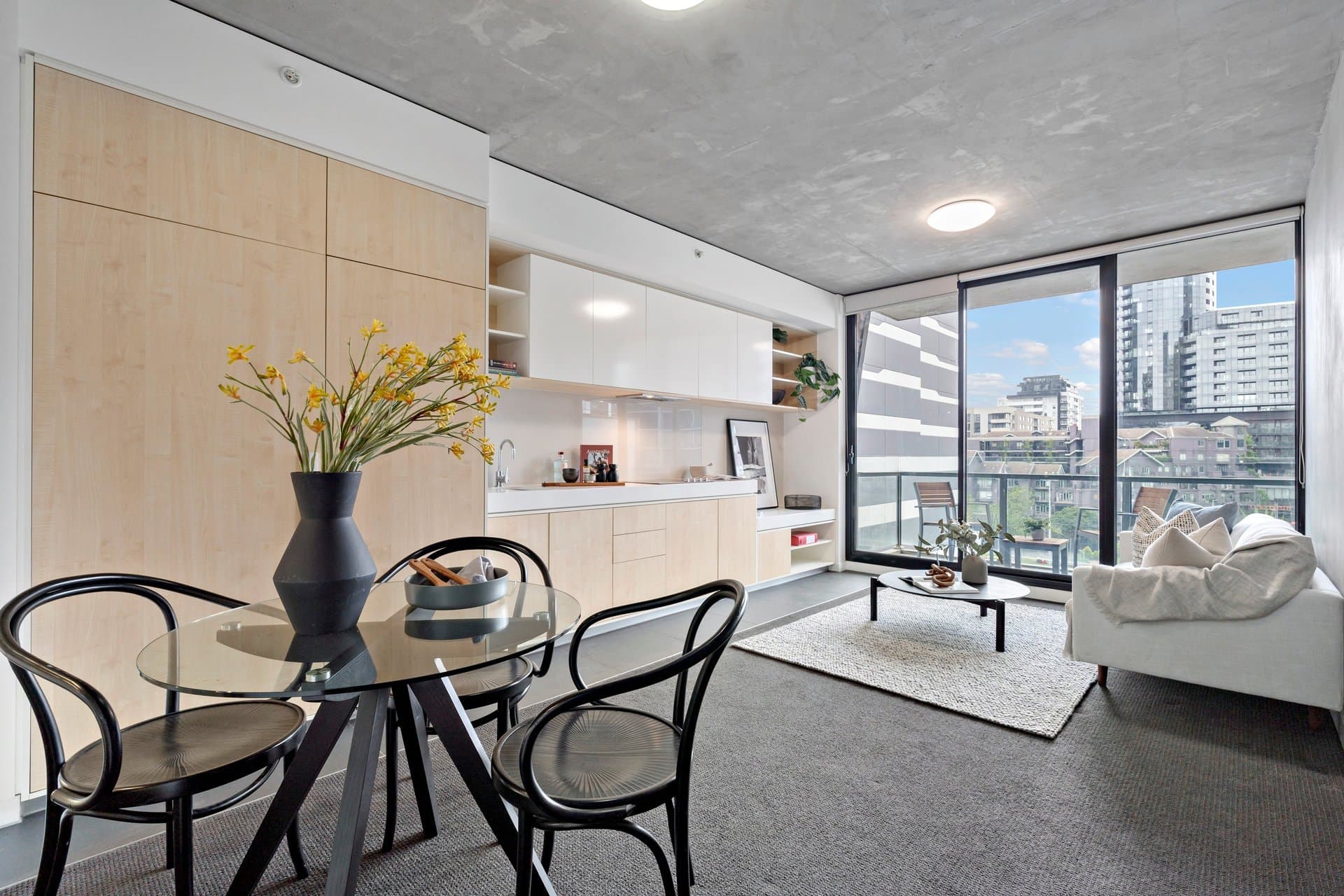 601/33 Claremont Street, South Yarra - Thumbnail 4