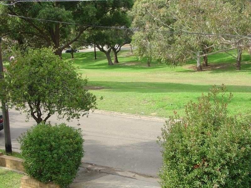 33 Paris Avenue, EARLWOOD NSW 2206, Earlwood - Thumbnail 5