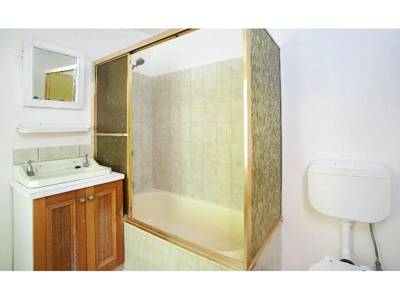 22 Hove Street, HIGHGATE HILL QLD 4101, Highgate Hill - Thumbnail 6
