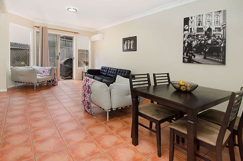 2 Grenfell Street, MOUNT GRAVATT EAST QLD 4122, Mount Gravatt East - Thumbnail 3