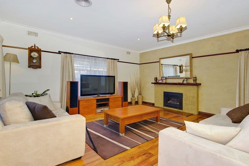21 Lerina Street, OAKLEIGH EAST VIC 3166, Oakleigh East - Thumbnail 2