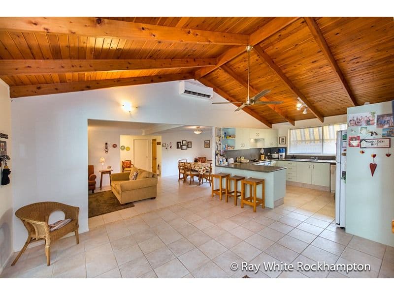 15 Rees Jones Close, FRENCHVILLE QLD 4701, Frenchville - Thumbnail 4