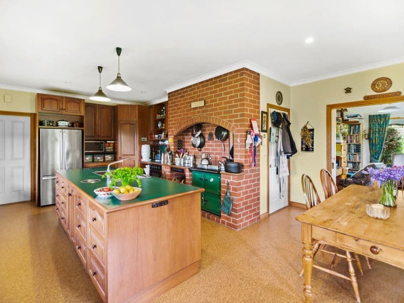 41 Ogilvies Road, Mansfield VIC 3722, Mansfield - Thumbnail 6