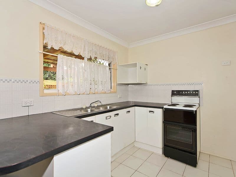 38 Gerbera Street, Alexandra Hills QLD 4161, Alexandra Hills - Thumbnail 3