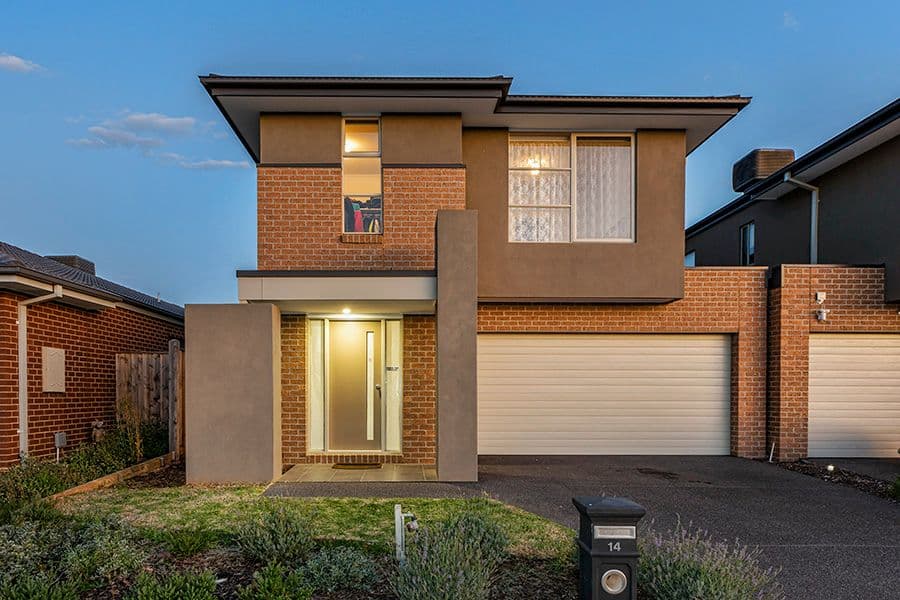 14 Whalers Street, Point Cook VIC 3030, Point Cook - Thumbnail 3