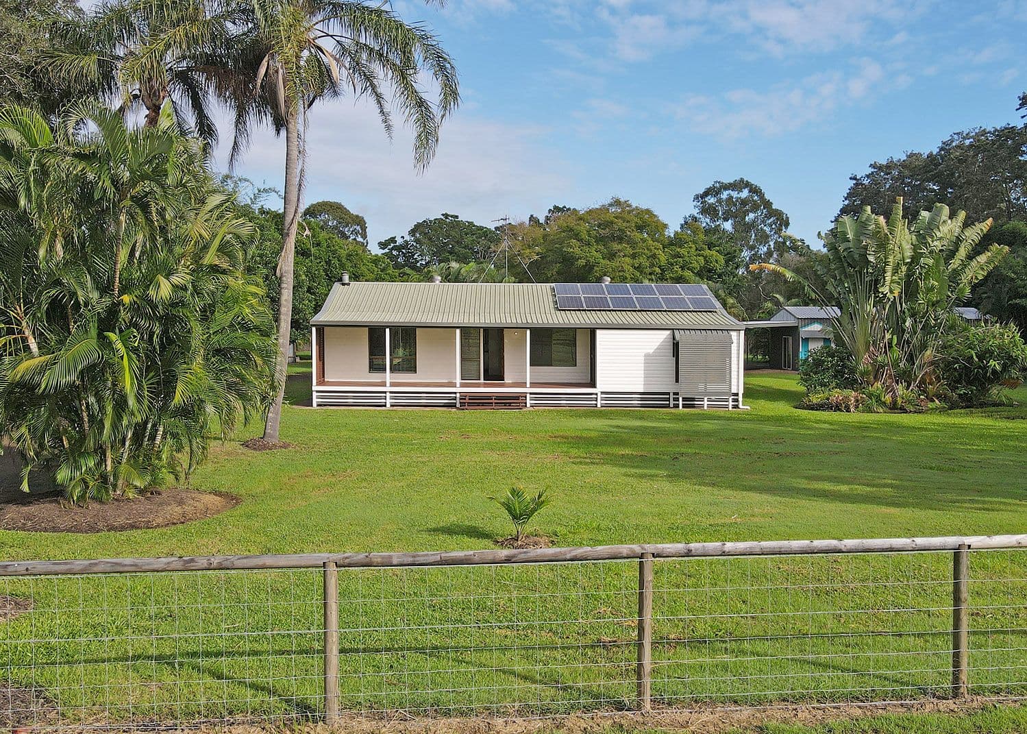 8 Mitchell Avenue, Craignish QLD 4655, Craignish - Thumbnail 3