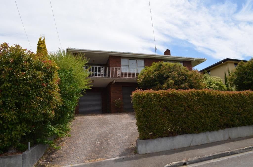 27 Whitford Grove, TREVALLYN TAS 7250, Trevallyn - Thumbnail 2