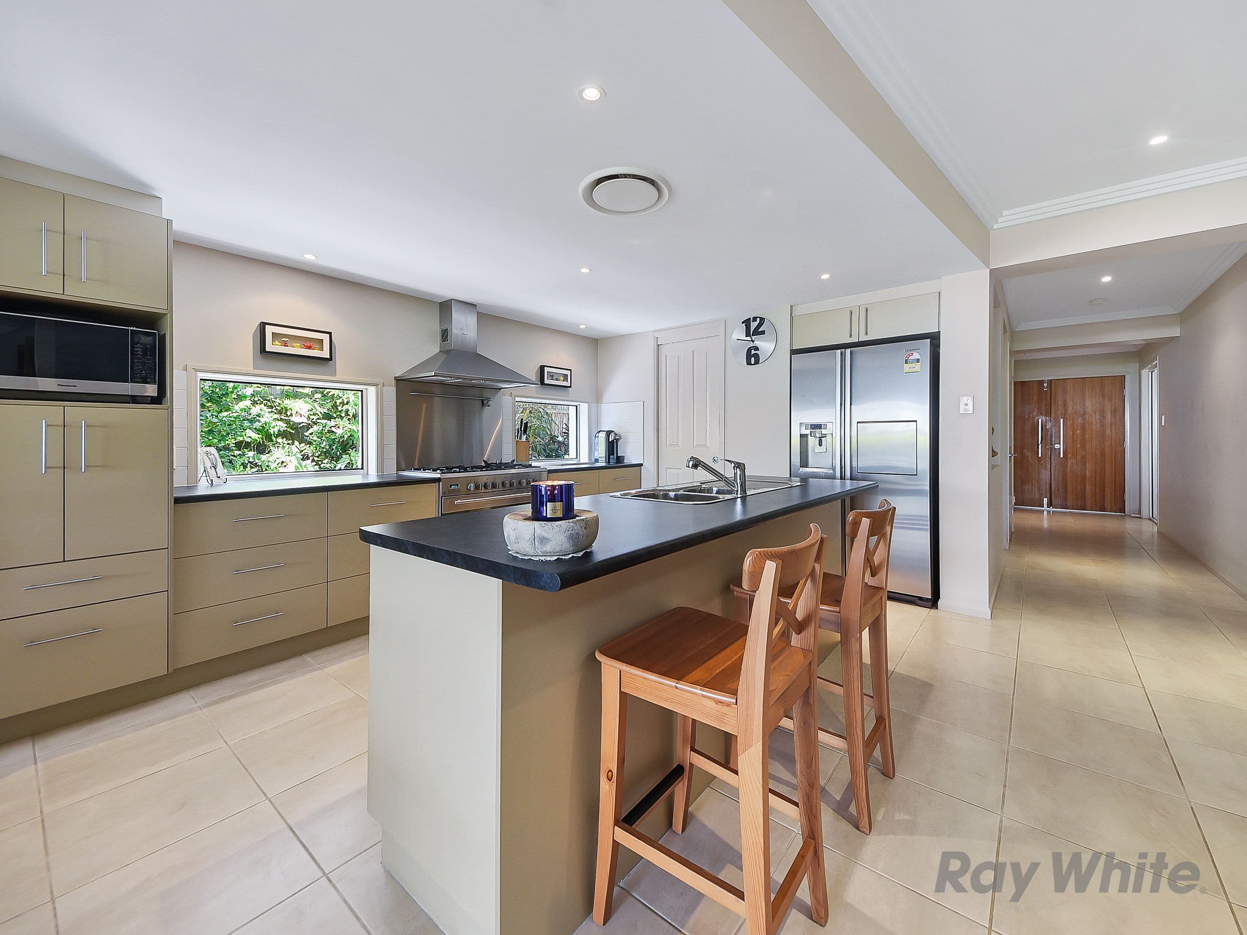 28 Elm Crescent, Bracken Ridge QLD 4017, Bracken Ridge - Thumbnail 4