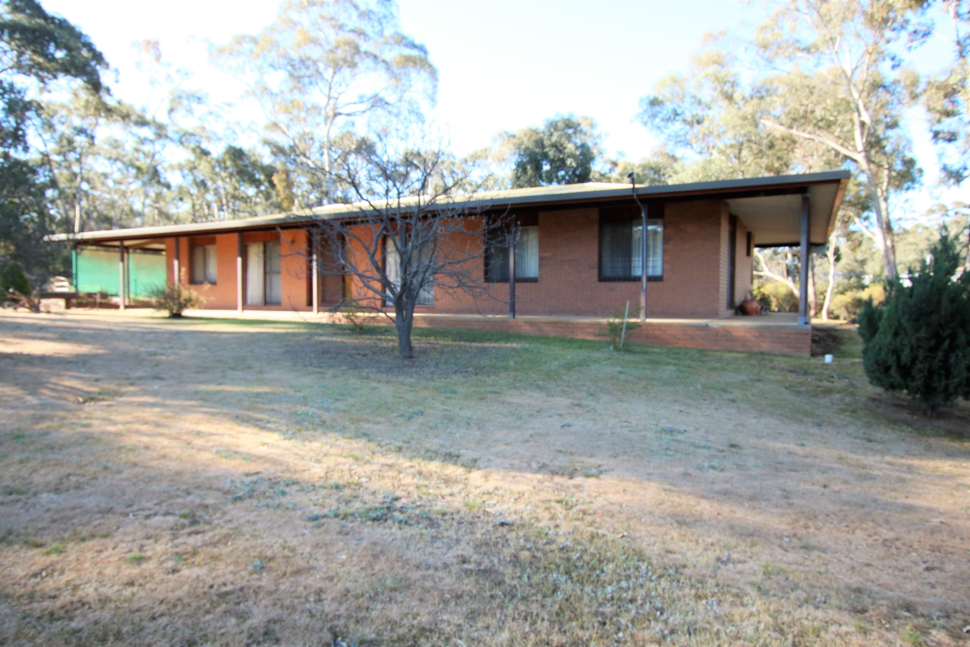 54 Northwestern Road, St Arnaud VIC 3478, St Arnaud - Image 1