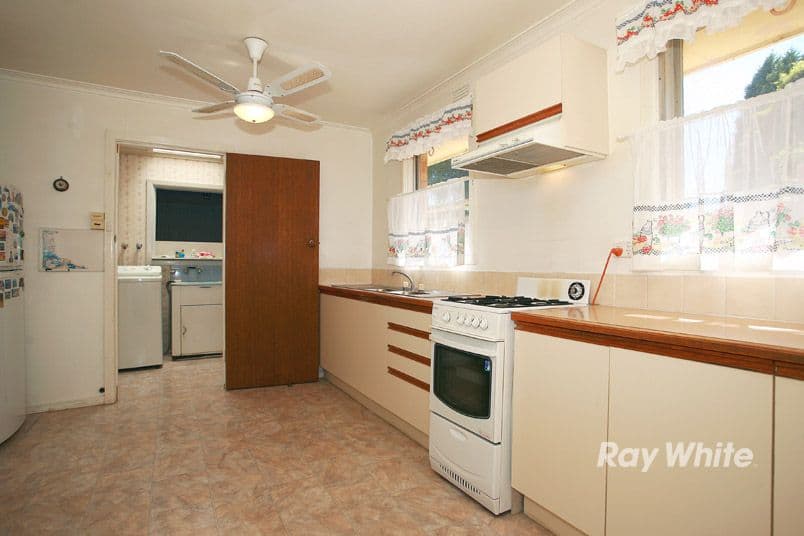 13 Belvedere Court, NOBLE PARK VIC 3174, Noble Park - Thumbnail 5