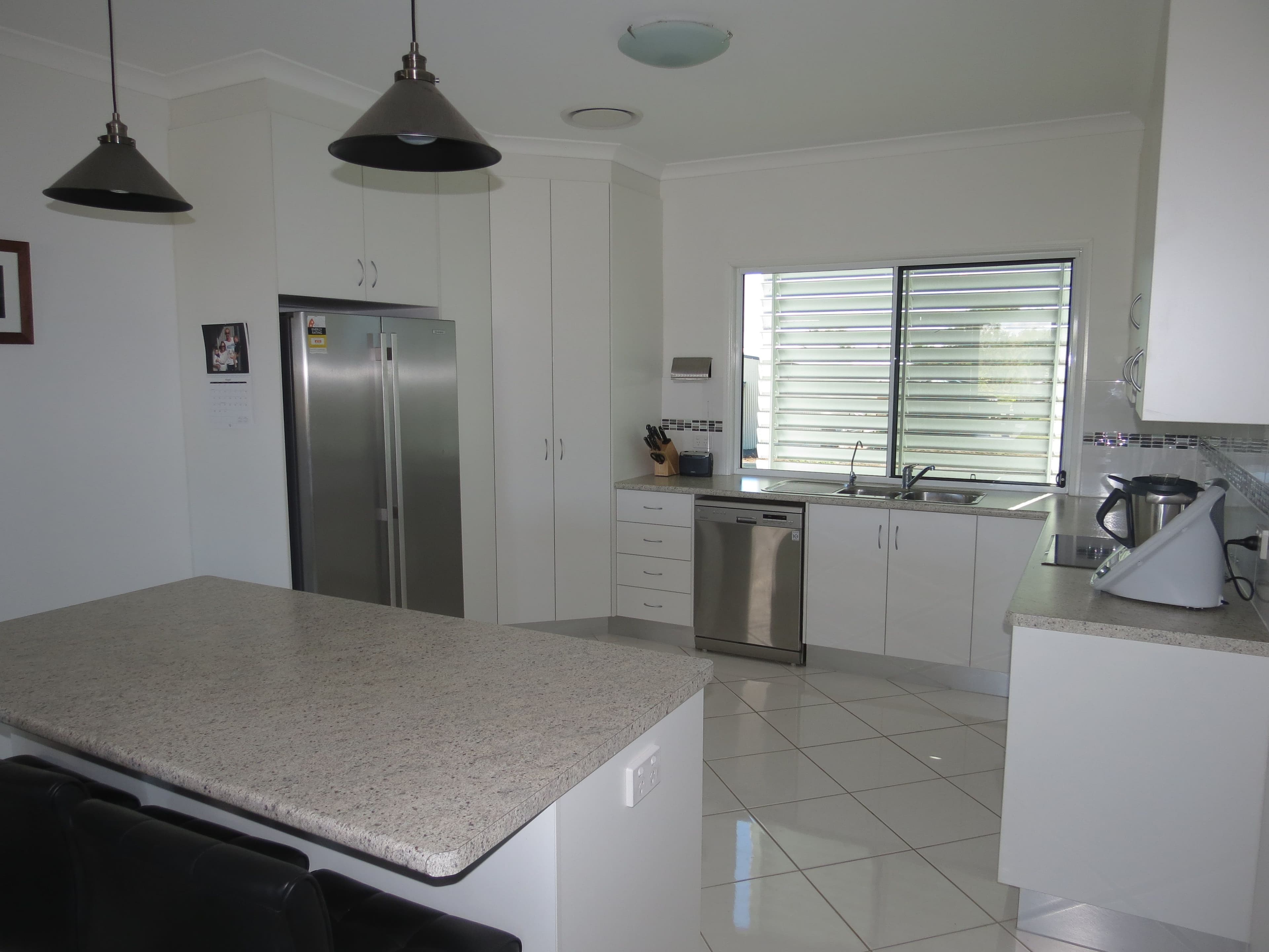 15 Banyula Close, Emerald QLD 4720, Emerald - Thumbnail 6