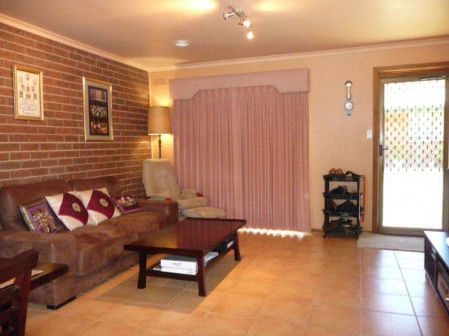 9 Park Street, CHILTERN VIC 3683, Chiltern - Thumbnail 2