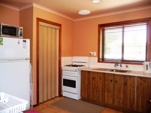 9 Park Street, CHILTERN VIC 3683, Chiltern - Thumbnail 3