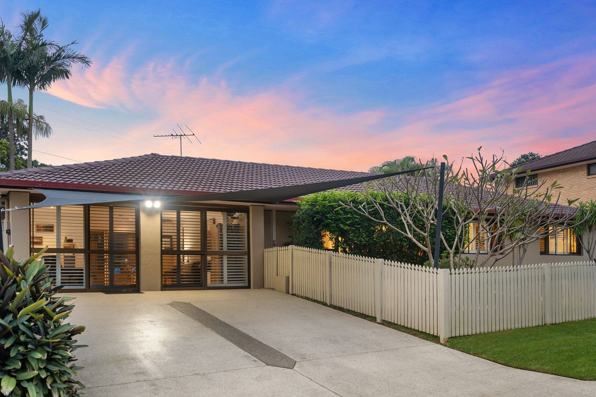 17 Brooklands Street, Eight Mile Plains QLD 4113, Eight Mile Plains - Thumbnail 2
