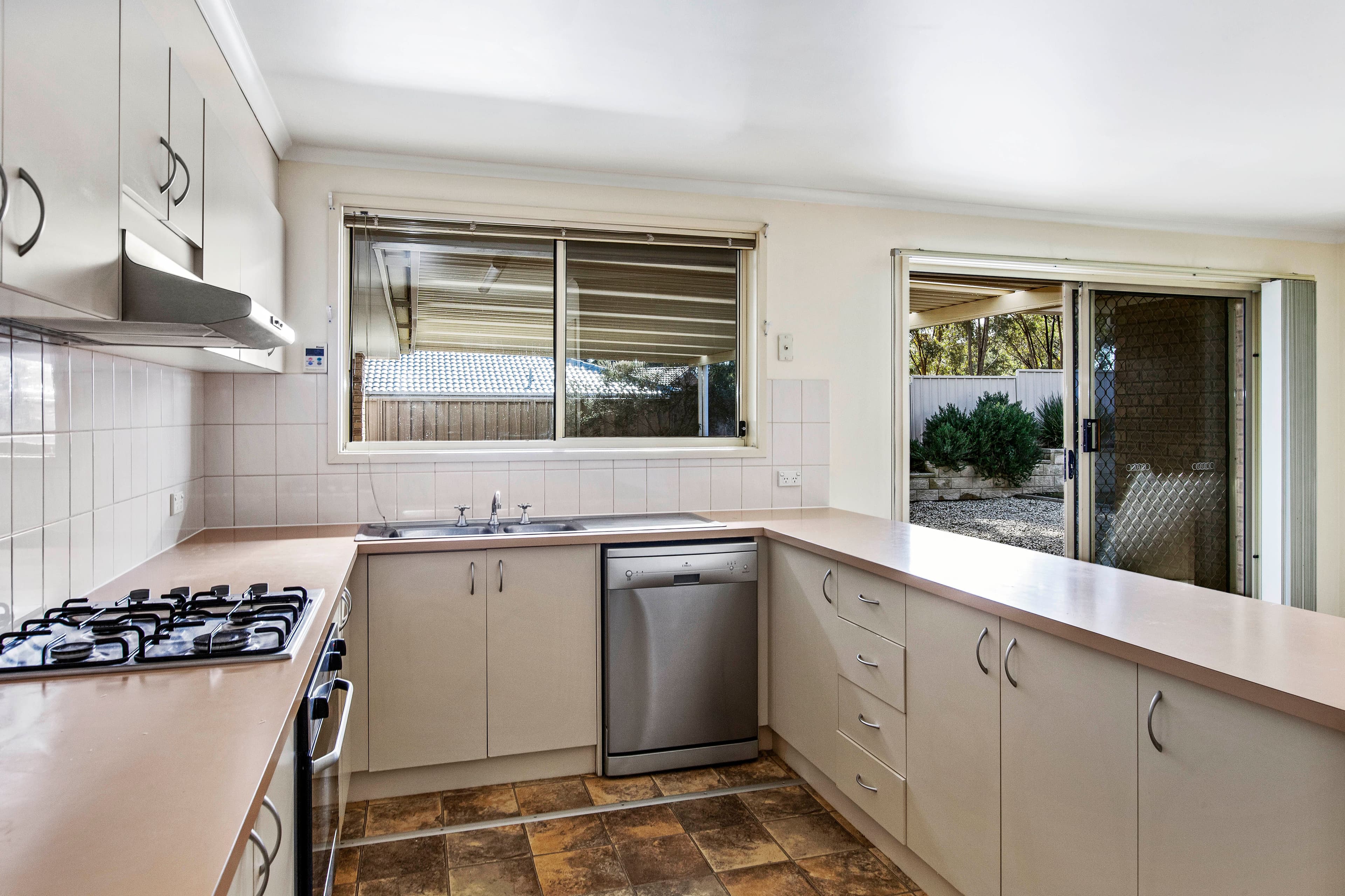 10 Kennedy Court, Seymour VIC 3660, Seymour - Thumbnail 5